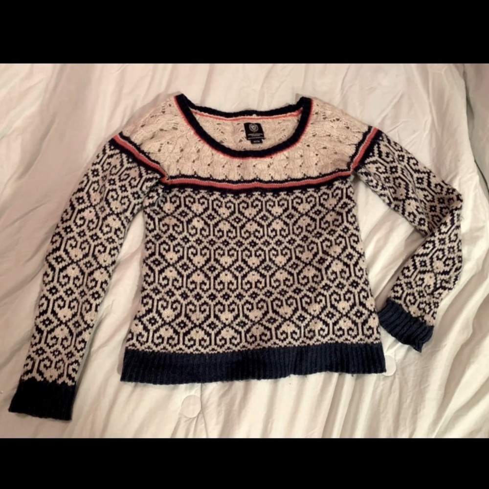 American Eagle sweater